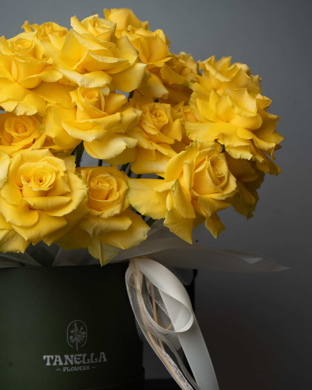 Glam - tanella flowers 