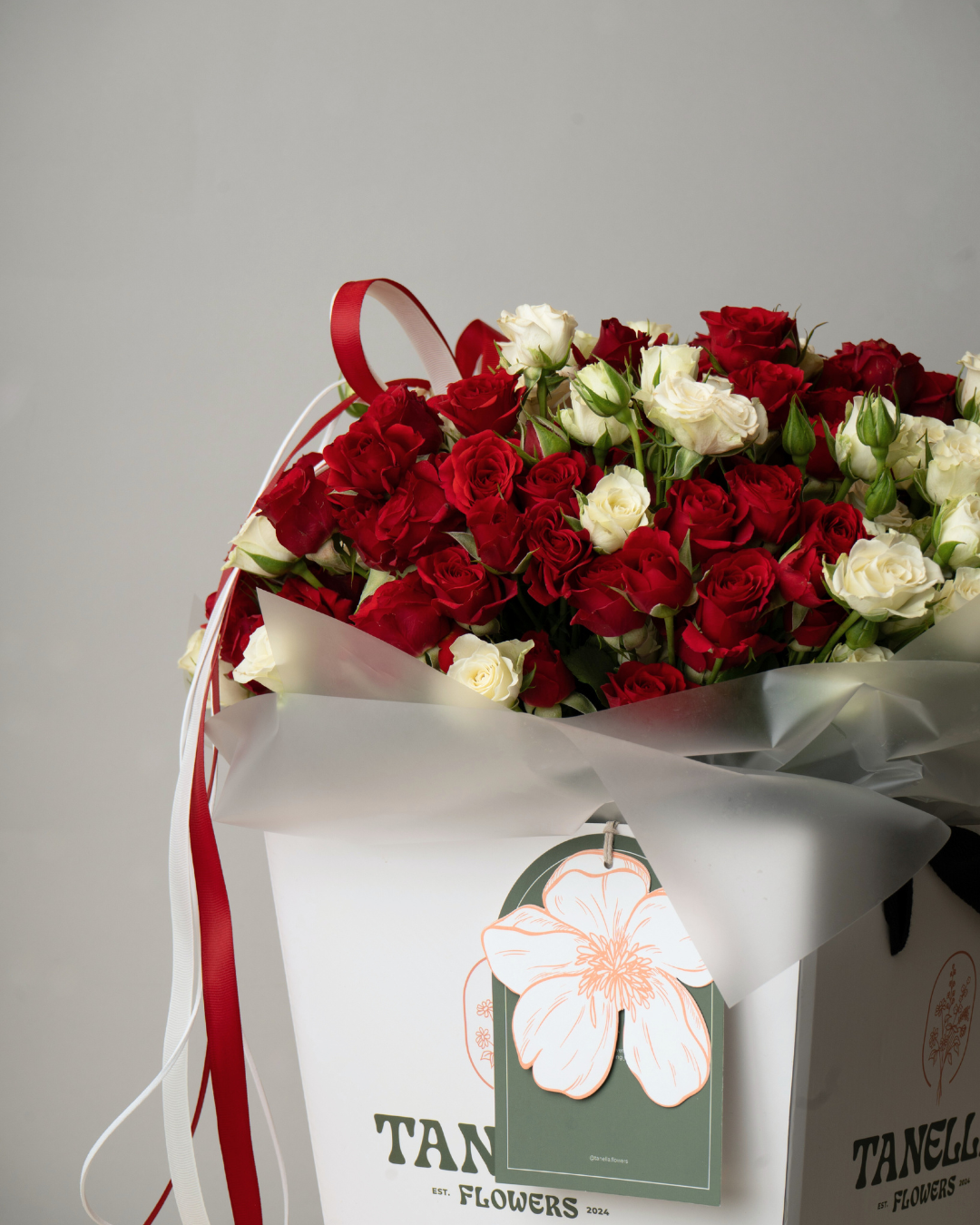 Red Velvet Whip - tanella flowers 