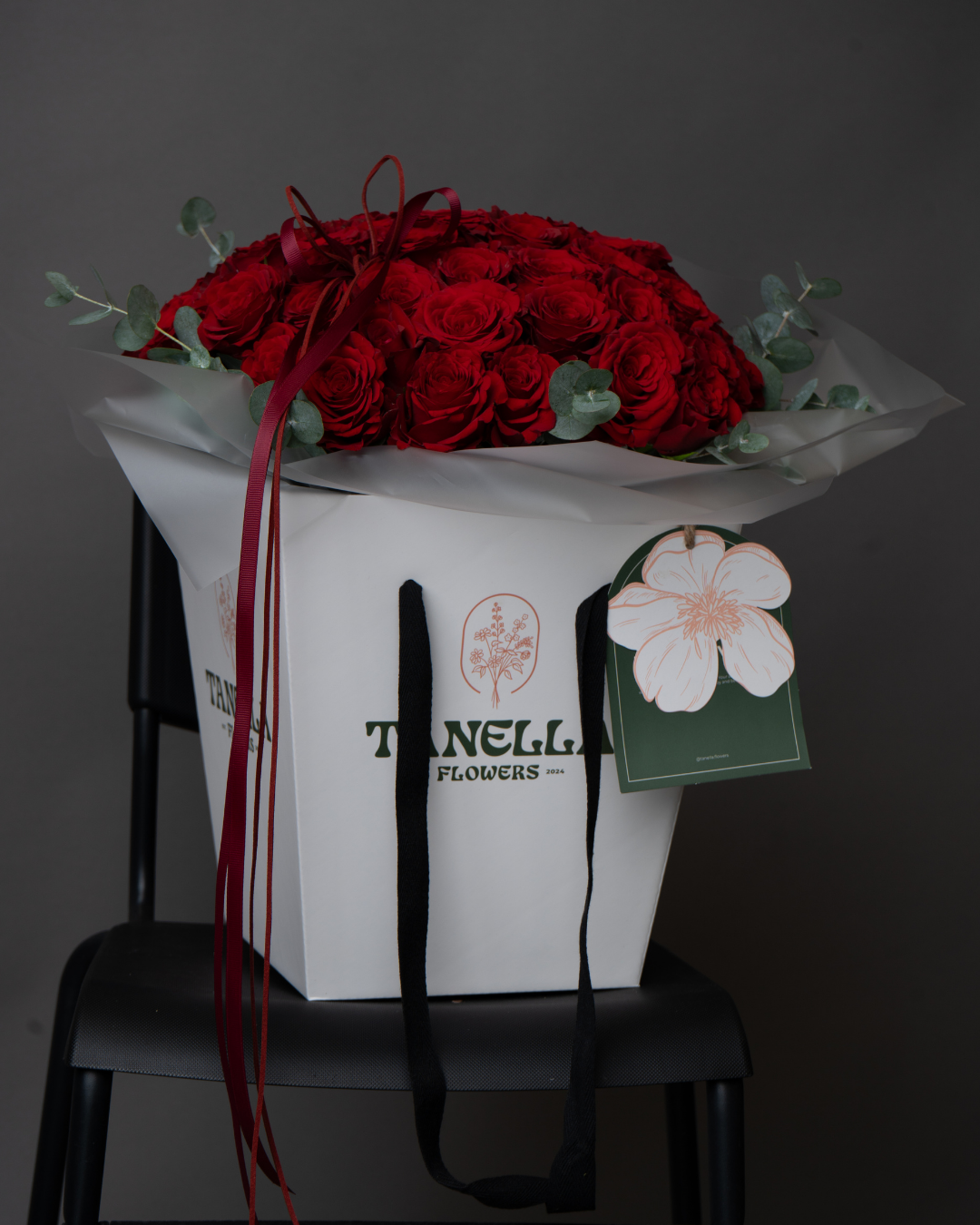 Rouge Macaron - tanella flowers 