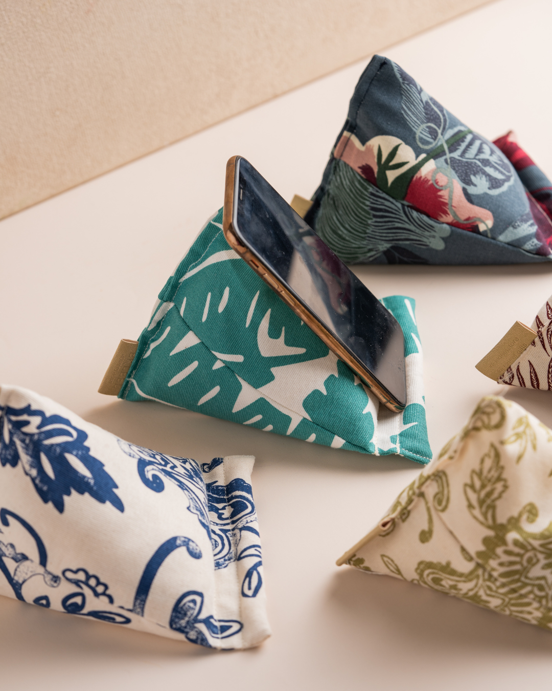 Phone Pillow - tanella flowers 