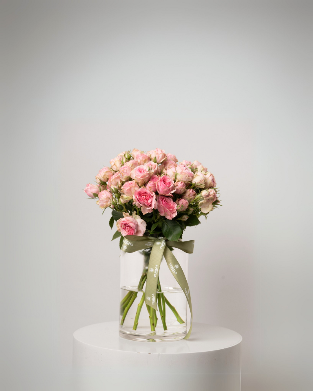 Spray Rose Vyette Vase - tanella flowers 