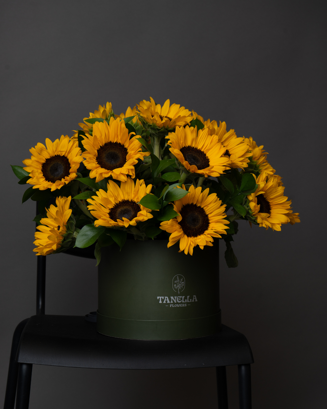 Sunflower Muffin - tanella flowers 