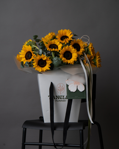 Sunflower Shortcake - tanella flowers 