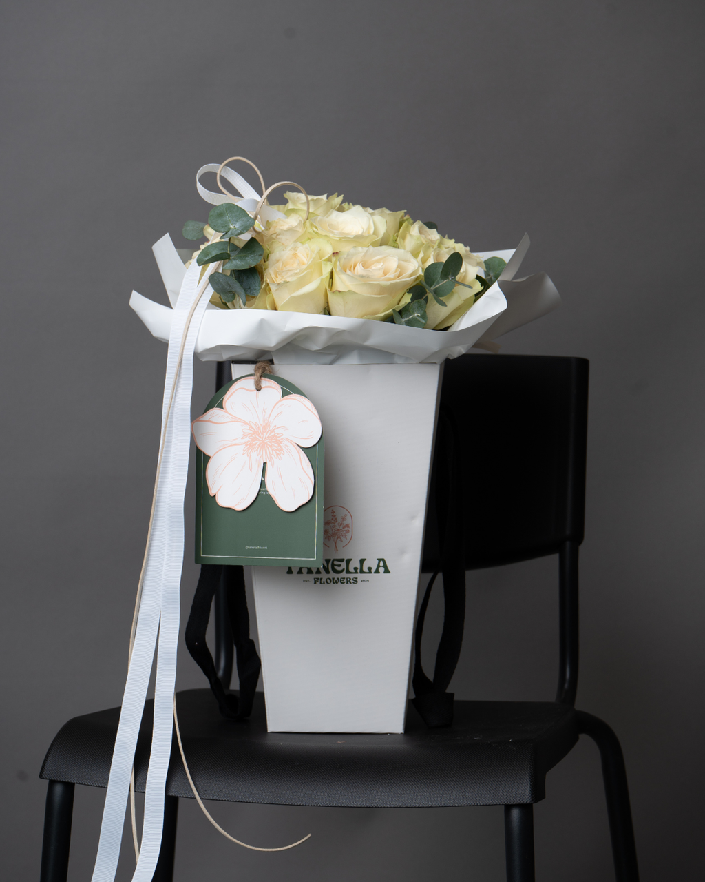 Vanilla Crème - tanella flowers 